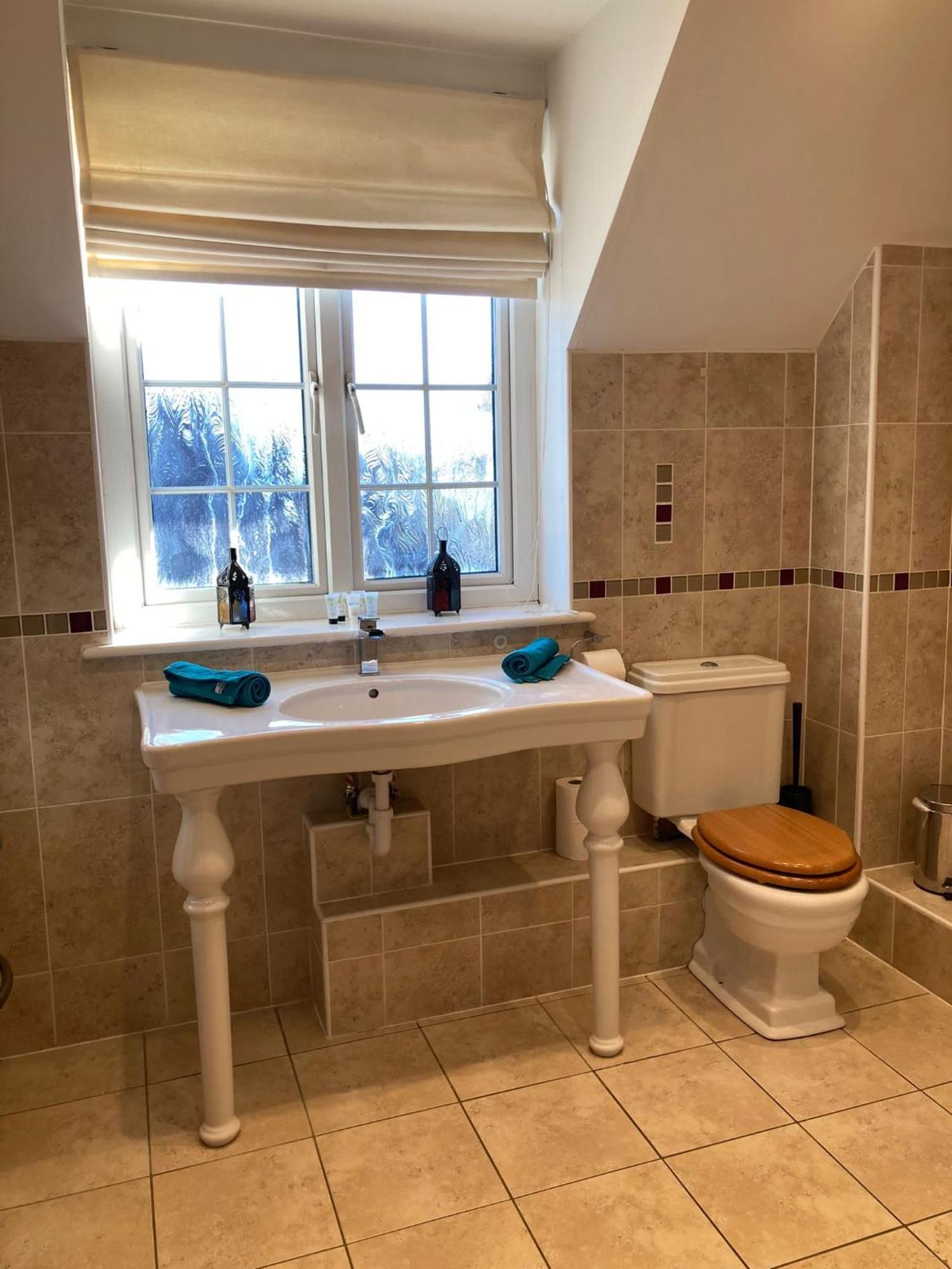 Langford Farmhouse - New Forest National Park Luxury 4Bd, Hot Tub, Cinema, 10 Acres Bartley Exterior foto
